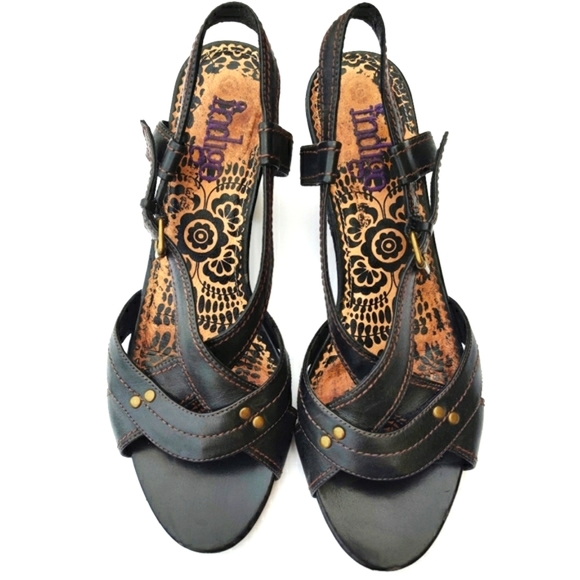 Indigo Shoes - Indigo Brown Leather Sandals w/ Stacked Heel Woman's size 10
